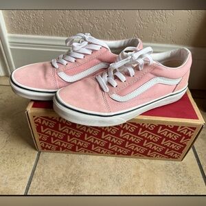 Big kids/ woman’s old kool vans